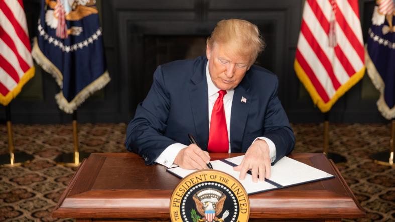 HUGE! President Trump Implements Executive Order on Online Censorship Preventing Tech Giants from Silencing Free Speech – Demands Transparency