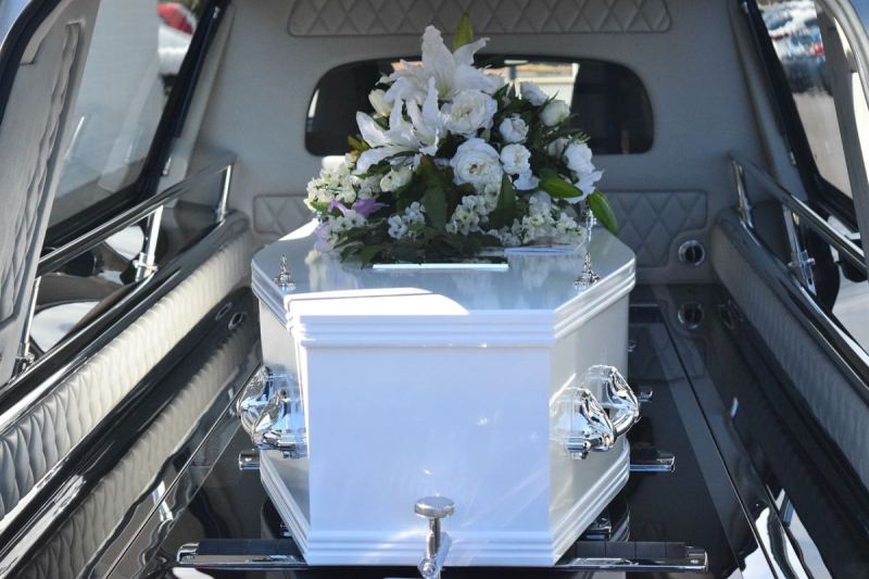 Man Wakes Up From His Own Funeral After Being Pronounced Dead
