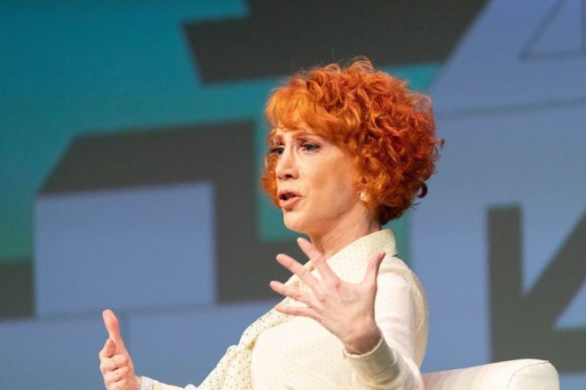 Kathy Griffin Hospitalized with “UNBEARABLY PAINFUL” Symptoms, Blames President Trump
