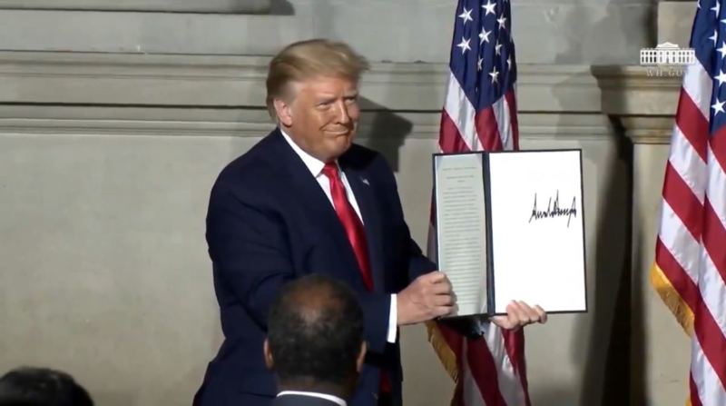 President Trump Signs Executive Order to Promote “Patriotic Education” Instead of Racist 1619 Project
