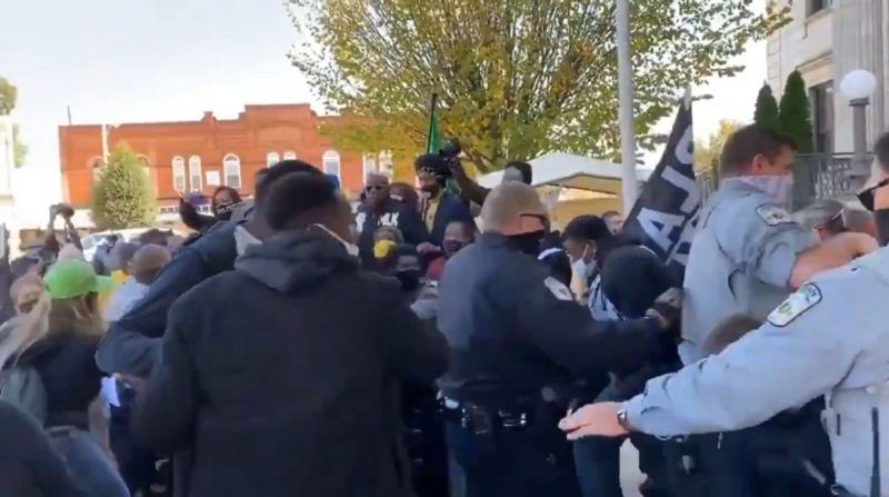 WATCH: Black Lives Matter Tries to Intimidate Voters At Polling Station, Police Respond