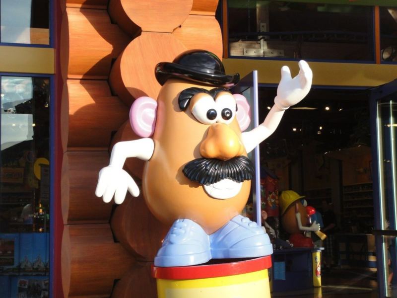 Hasbro Gives Update on Gender Neutral “Mr. Potato Head” Drama