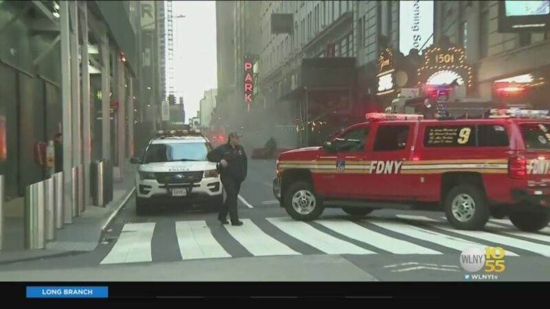 Explosion in New York City Sends Bystanders Running for Their Lives