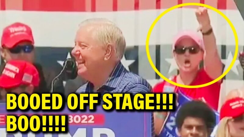 Lindsey Graham Humiliated During Trump Rally