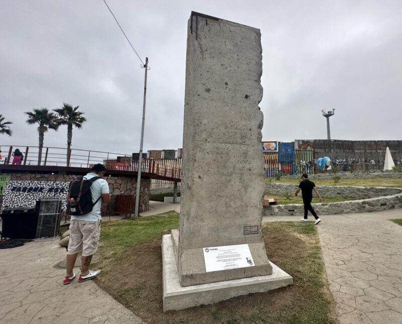 Mexico Places Piece of Berlin Wall Next to Open US Border Saying “May This Be a Lesson!”