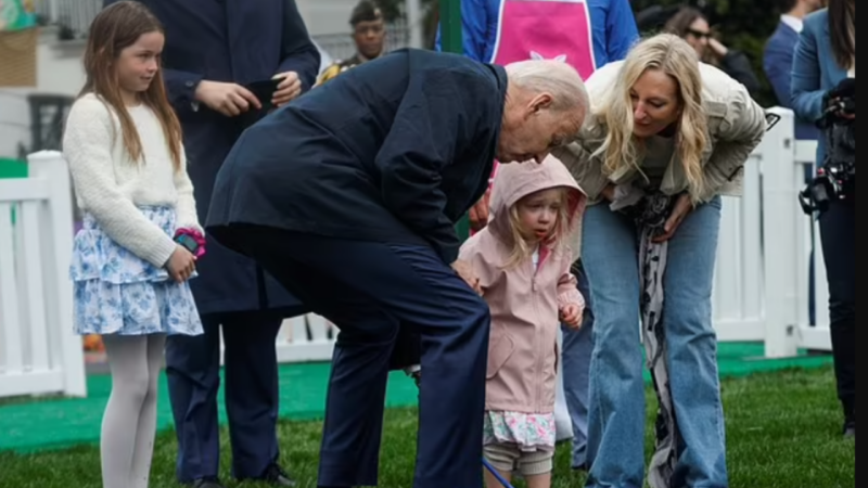 Little Girl Immediately Starts Crying When Biden Greets Her At Easter Egg Roll