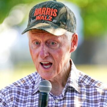 Bill Clinton Takes Part In Rally